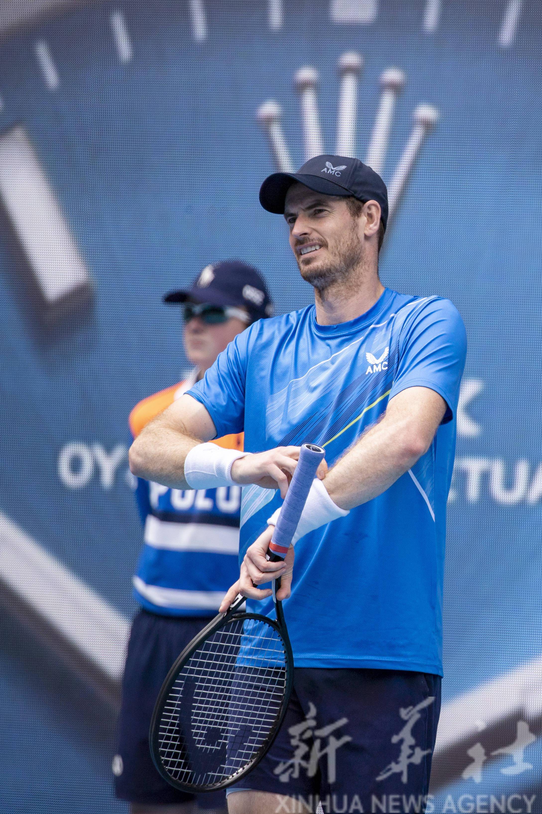 包含英国网球队绝杀日本网球队，穆雷送出助攻的词条