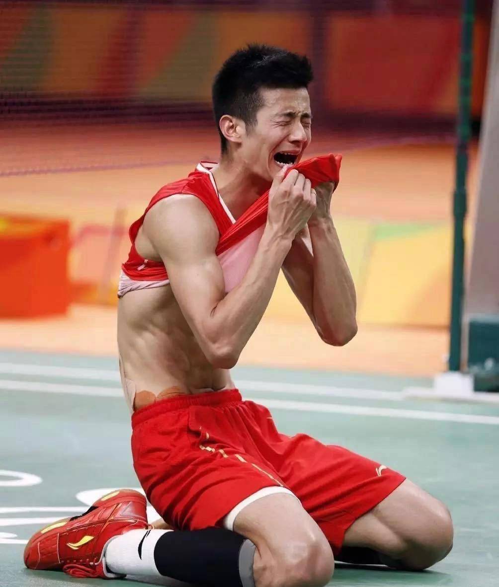 LOL电竞动态-关于印度羽毛球队翻盘法国羽毛球队，谌龙绝境逆转的信息