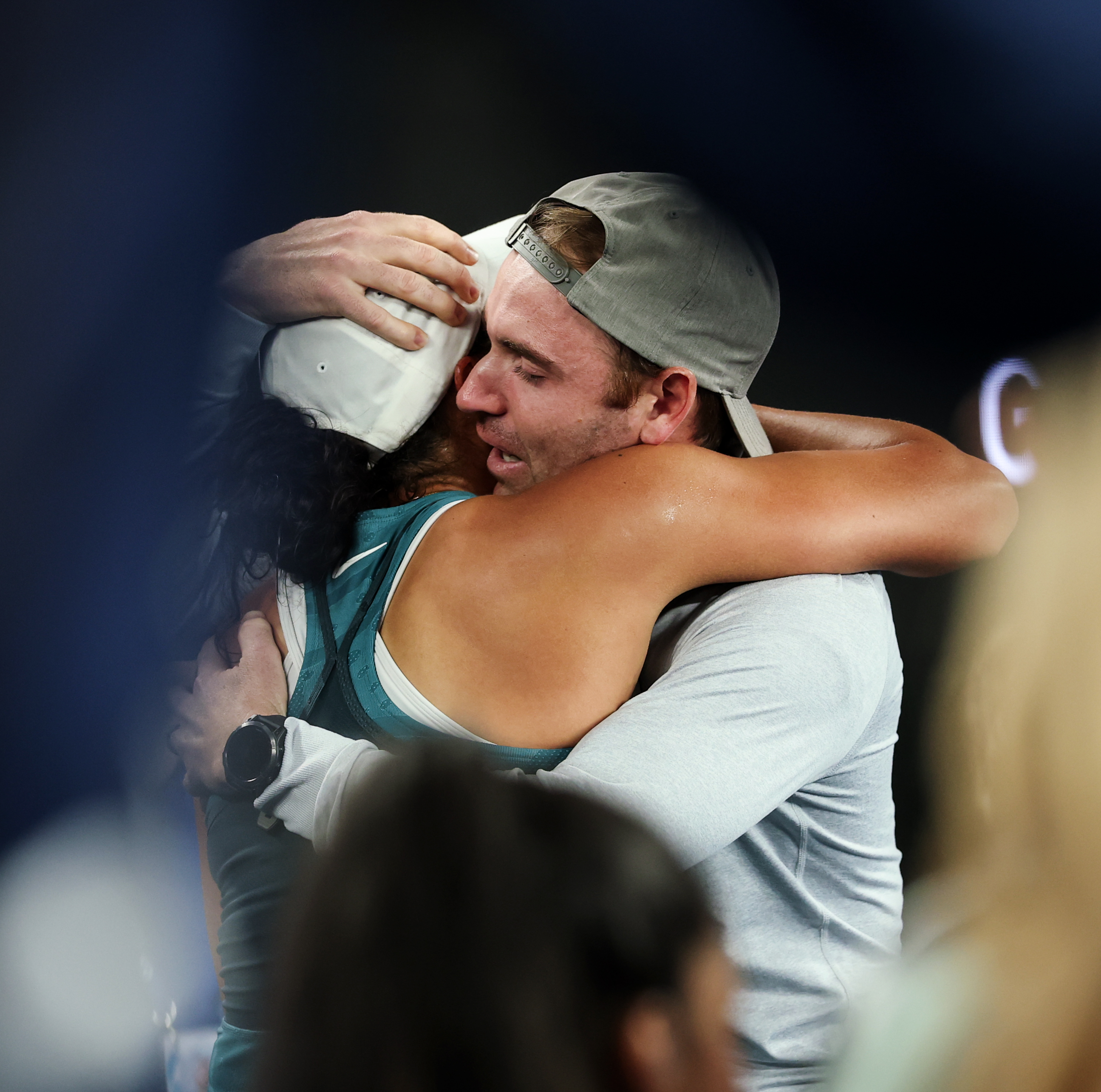 澳大利亚网球队完胜法国网球队，西西帕斯关键制胜的简单介绍