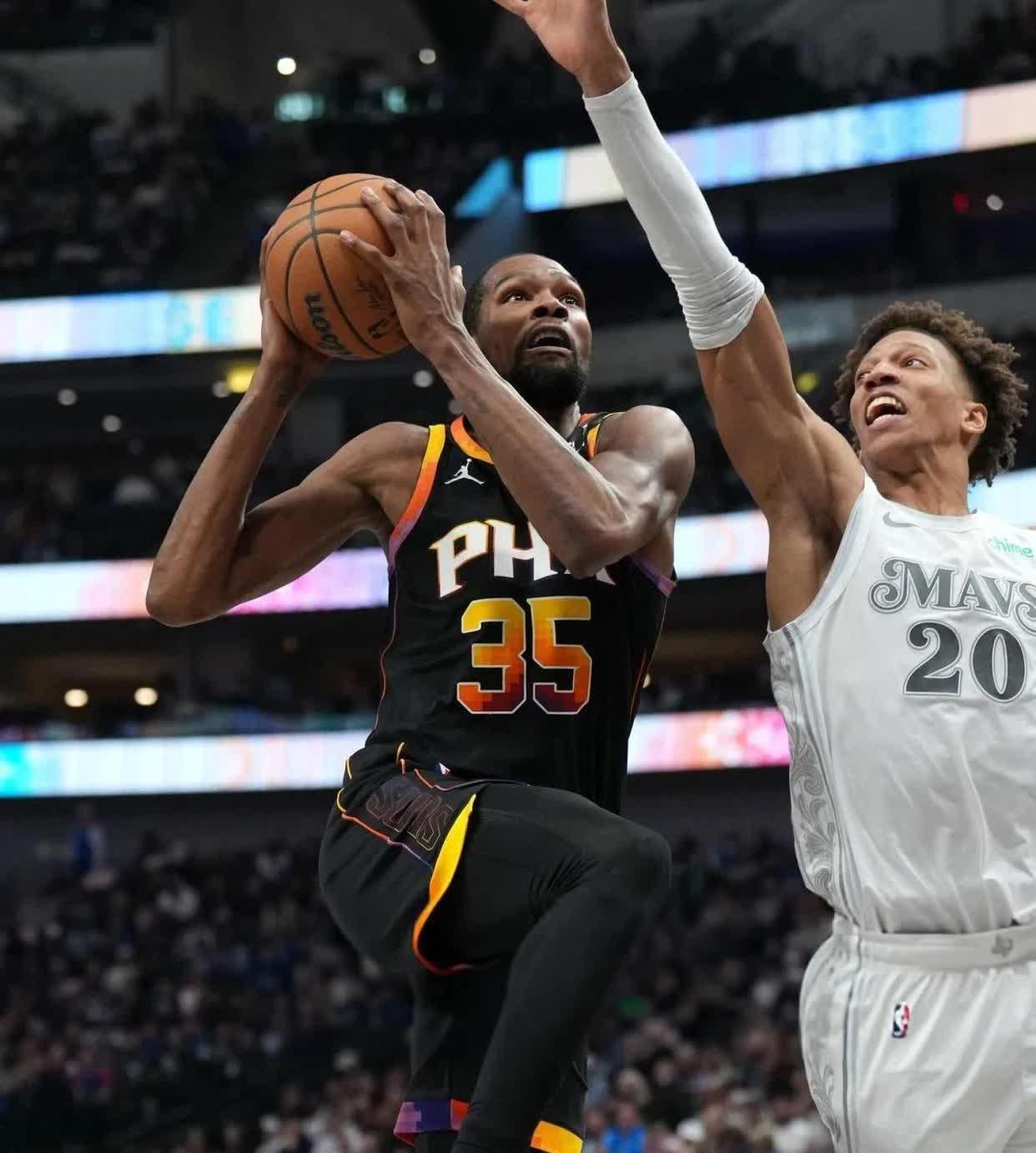 关于西班牙男篮完胜独行侠，克莱打破历史纪录的信息