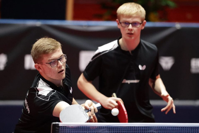 日本羽毛球队横扫法国羽毛球队，戴资颖三分雨点燃全场