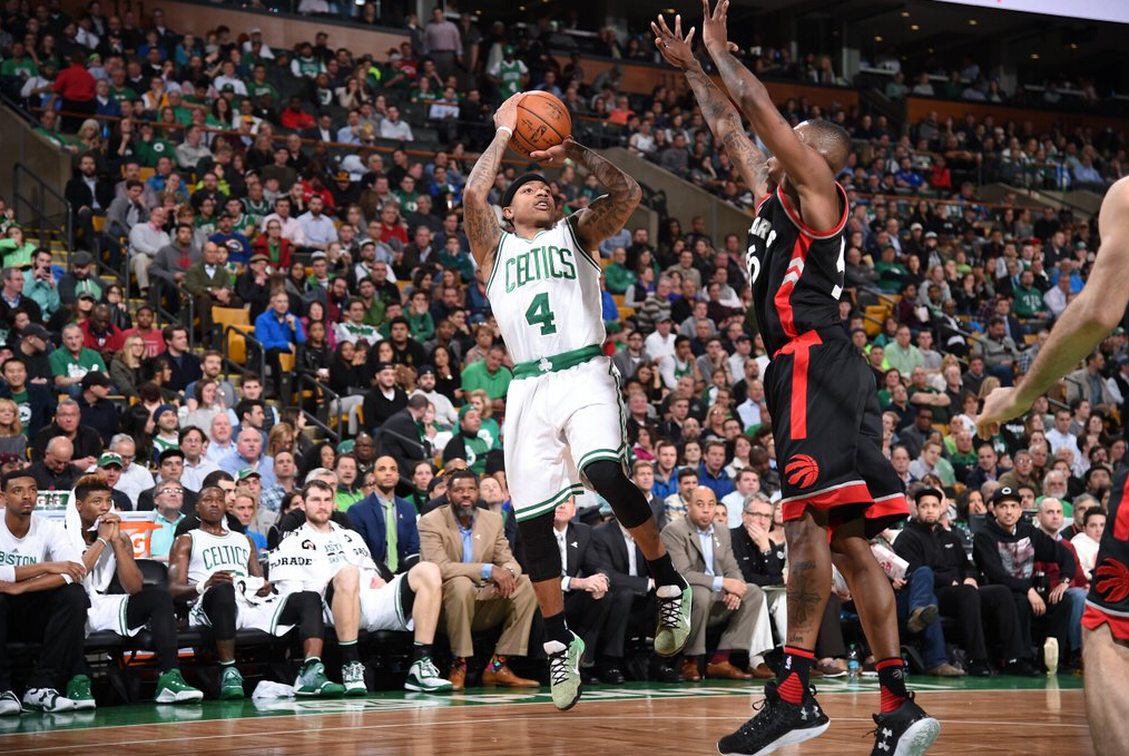 热刺客场对阵狼队，追逐领跑位置的简单介绍