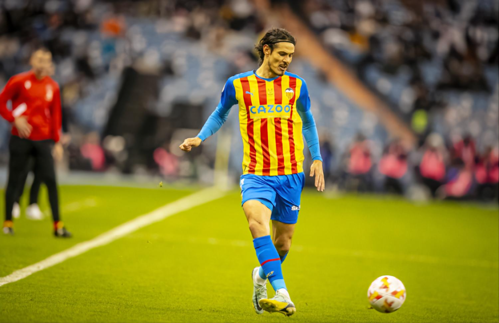 LOL直播入口-关于卡瓦尼伤愈复出，助球队逆转胜利的信息