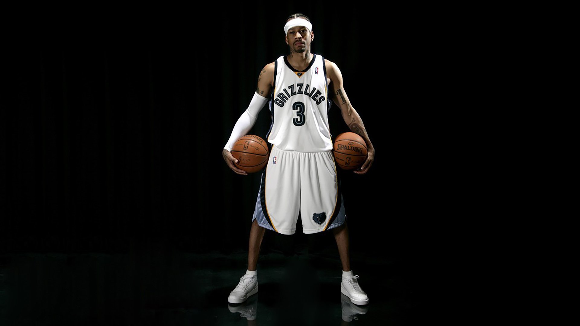 雷霆对阵公牛,范弗利特关键回合不手软,一记三分定义唯一性