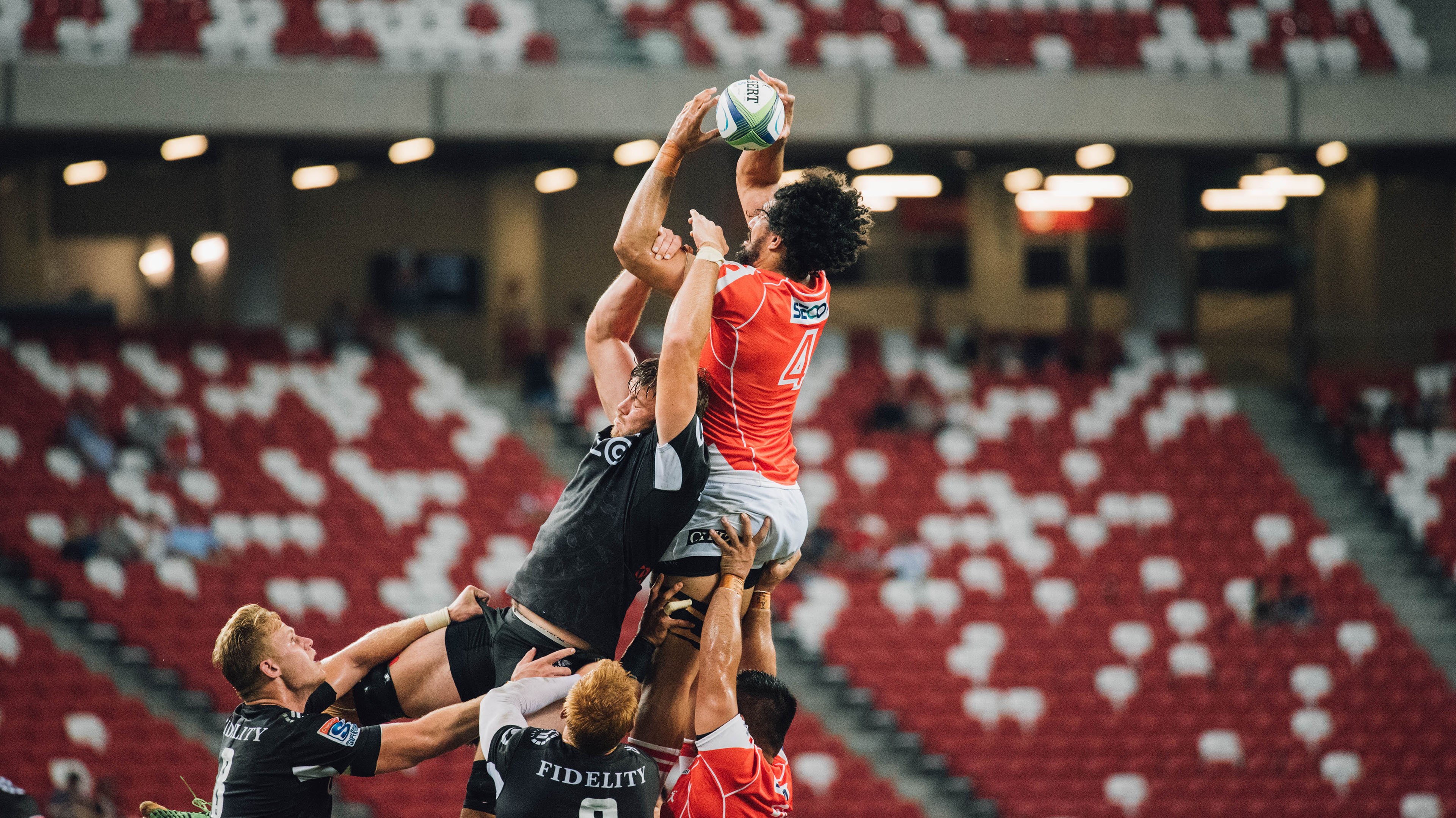 雄鹿横扫快船，欧文关键制胜，一场定义赛季的经典之战